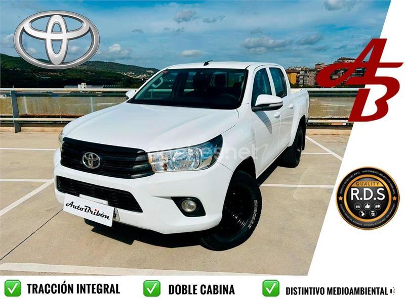 TOYOTA Hilux 2.4 D4D Cabina Doble GX