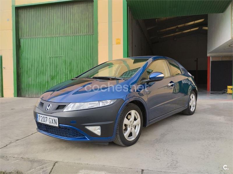 HONDA Civic 1.8 iVTEC Sport