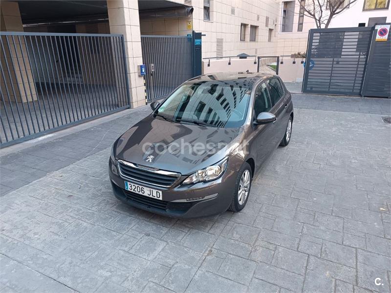 PEUGEOT 308 Allure 1.2 PureTech EAT6