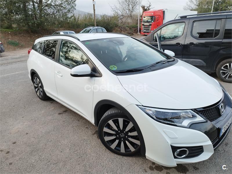 HONDA Civic TOURER 1.6 iDTEC Elegance Navi