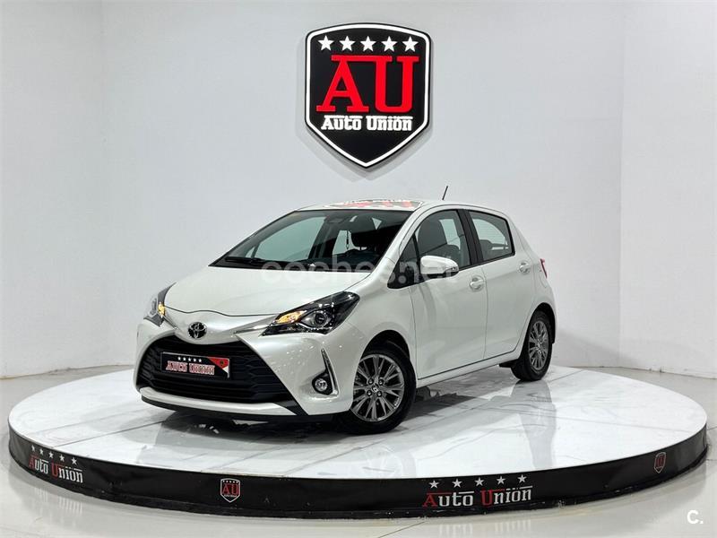 TOYOTA Yaris 1.0 70 Active