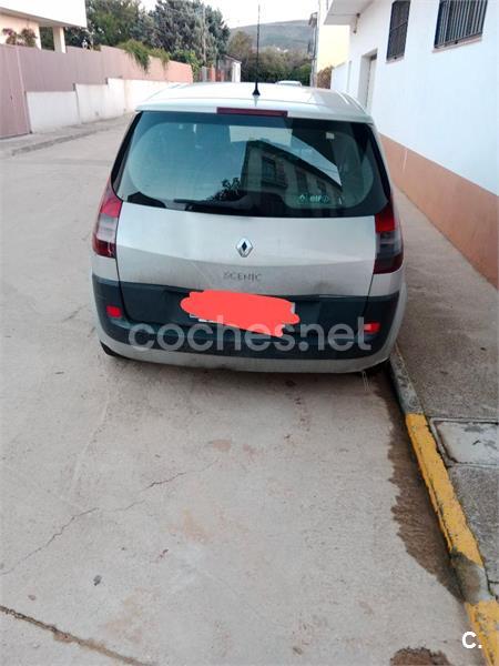 RENAULT Scenic