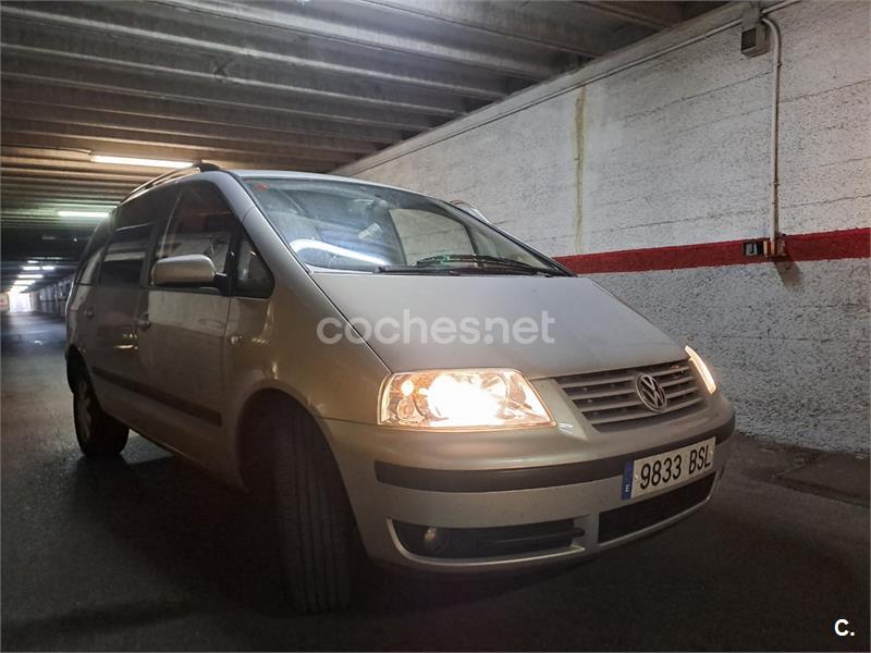 VOLKSWAGEN Sharan 1.9TDi Comfortline