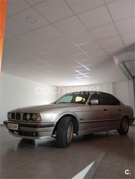 BMW Serie 5 525TDS