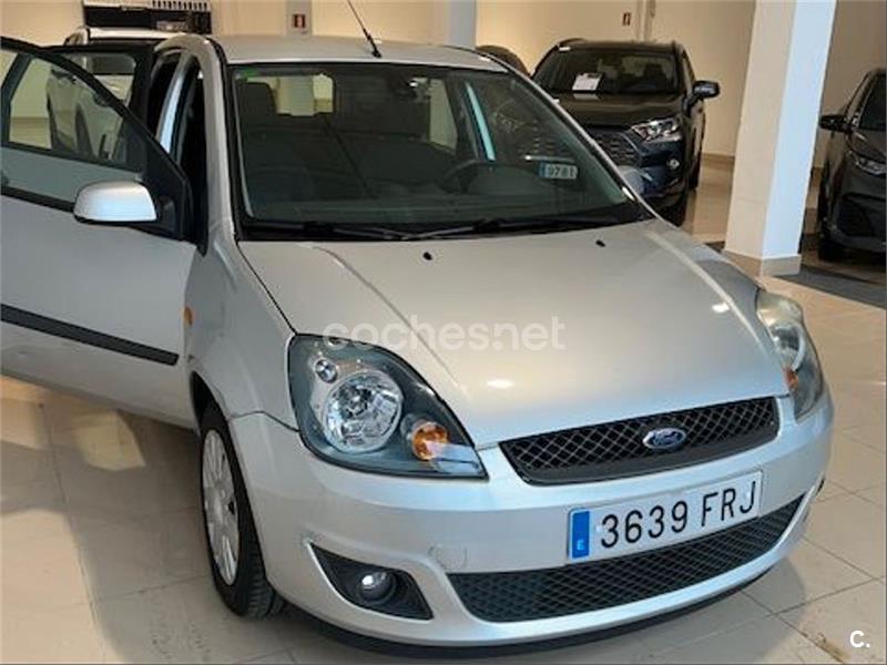 FORD Fiesta 1.3 AMBIENTE