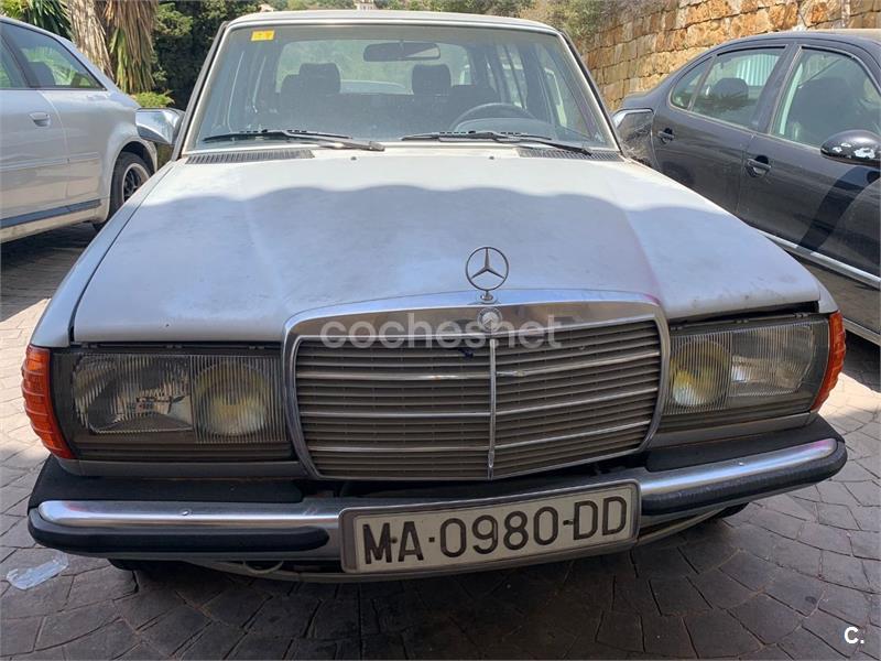 MERCEDES-BENZ 260 260SE