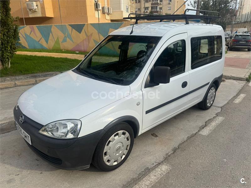 OPEL Combo Tour Cosmo 1.3 CDTI 75 CV