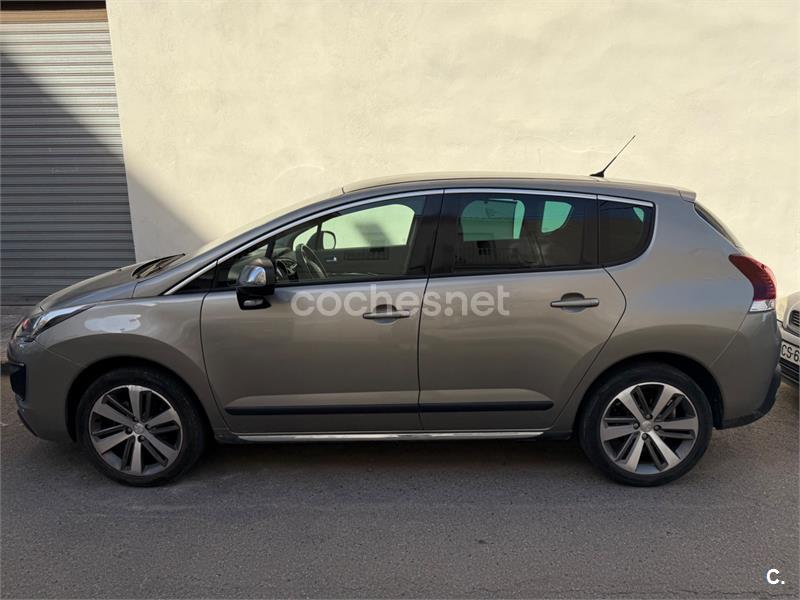 PEUGEOT 3008 Allure 1.6 BlueHDI 120 FAP