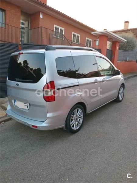 FORD Tourneo Courier