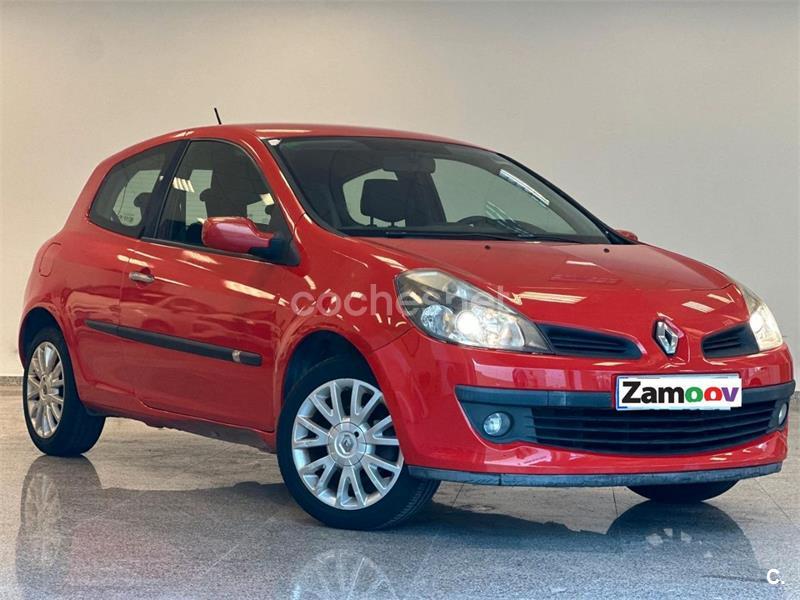 RENAULT Clio Dynamique 1.4 16v