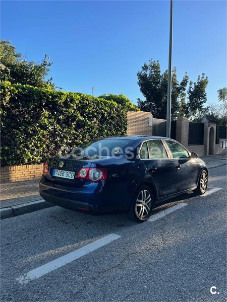 VOLKSWAGEN Jetta 1.9 TDI Trendline