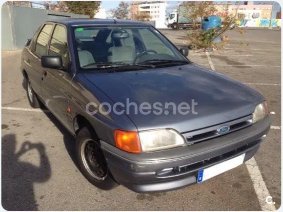 FORD Escort ESCORT 1.6 GHIA