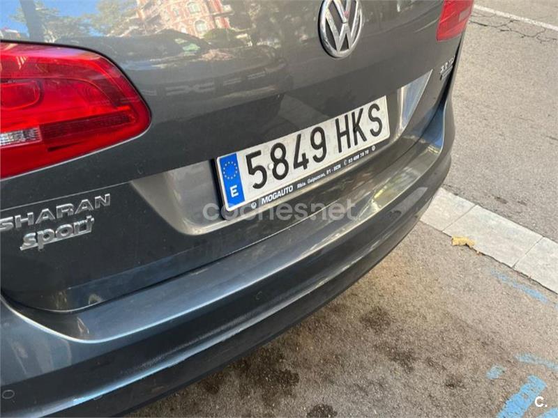 VOLKSWAGEN Sharan 2.0 TDI DSG Sport