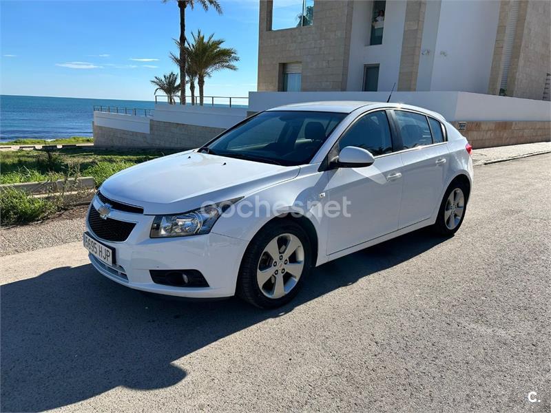 CHEVROLET Cruze 2.0 VCDi LTZ Auto