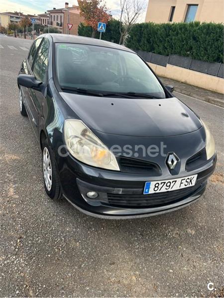 RENAULT Clio