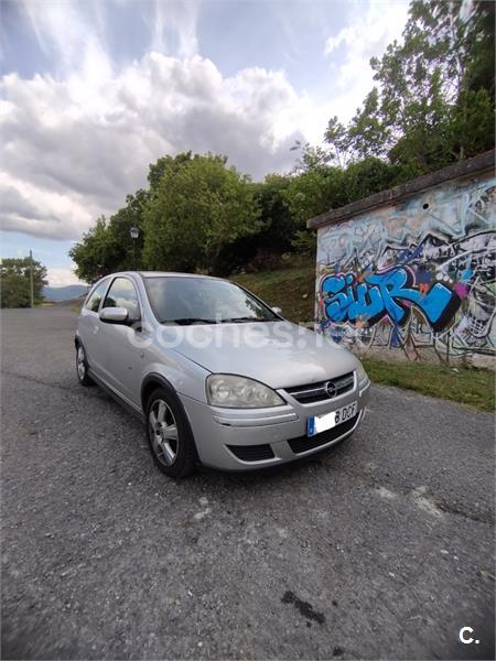 OPEL Corsa Enjoy 1.2 16v Easytronic