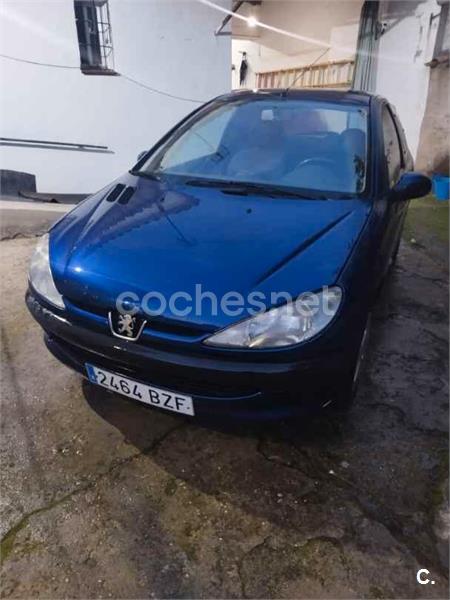 PEUGEOT 206