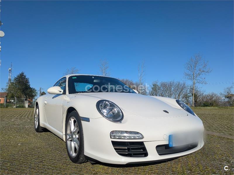 PORSCHE 911 Carrera Coupe A.M.09