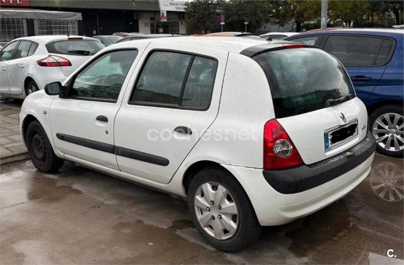 RENAULT Clio