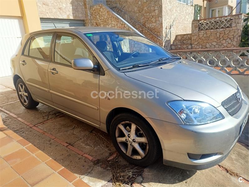 TOYOTA Corolla 2.0 D4D Linea Sol