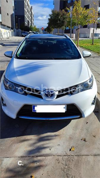 TOYOTA Auris Hybrid Advance Touring Sports