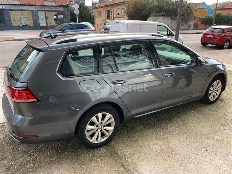 VOLKSWAGEN Golf Advance 1.6 TDI Variant