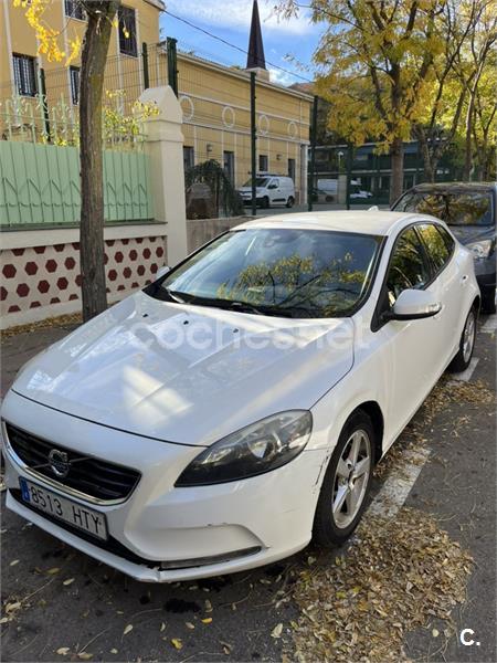 VOLVO V40 1.6 D2 Basico