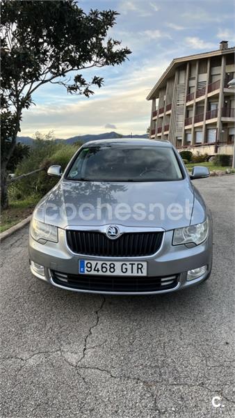 SKODA Superb 2.0 TDI DPF Elegance