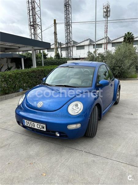 VOLKSWAGEN New Beetle