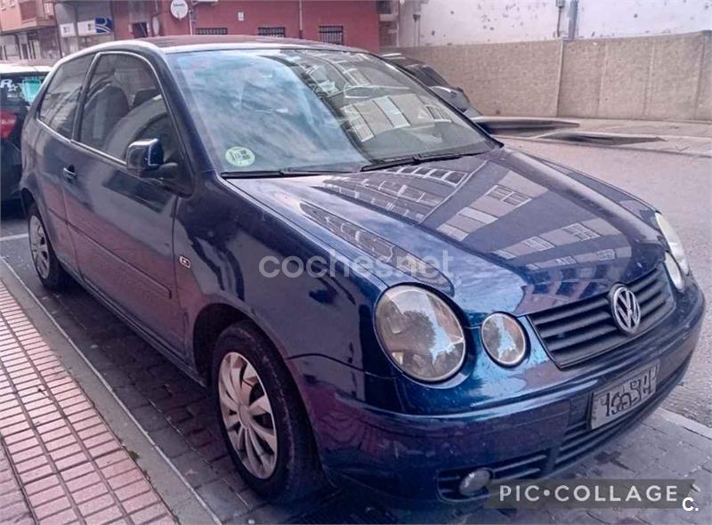 VOLKSWAGEN Polo
