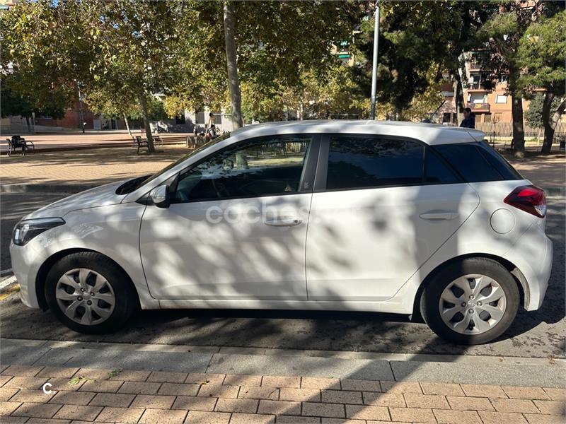 HYUNDAI i20 1.2 MPI 25 Aniversario