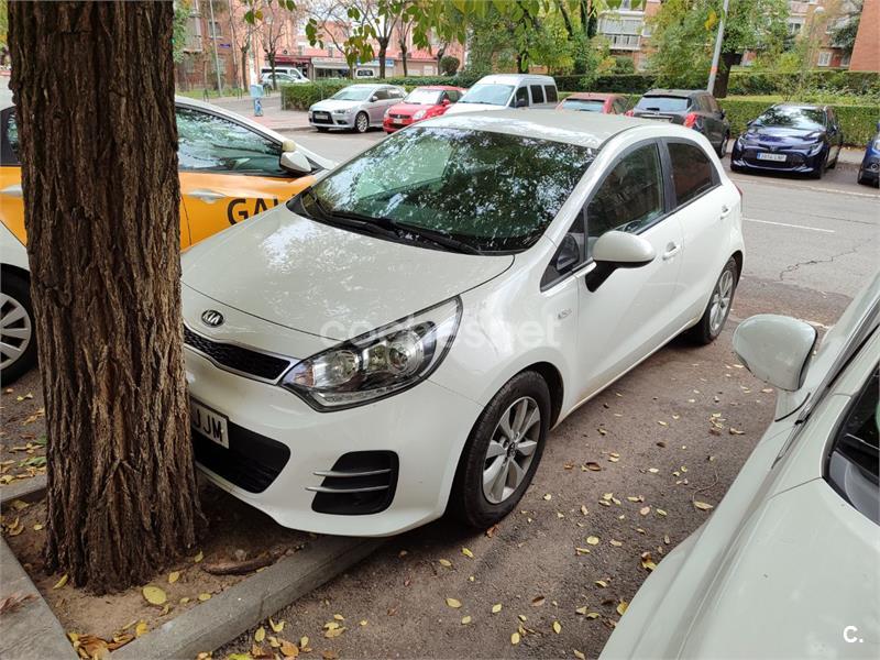 KIA Rio 1.2 CVVT Concept