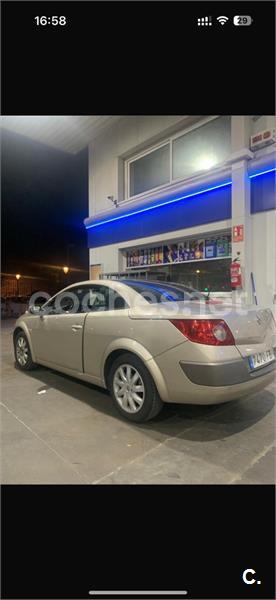 RENAULT Megane COUPECABR. CONFORT AUTHENTIQUE 1.9DCI