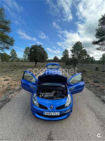 RENAULT Clio III