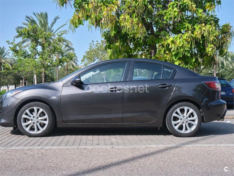 MAZDA Mazda3 2.0 DISI Luxury