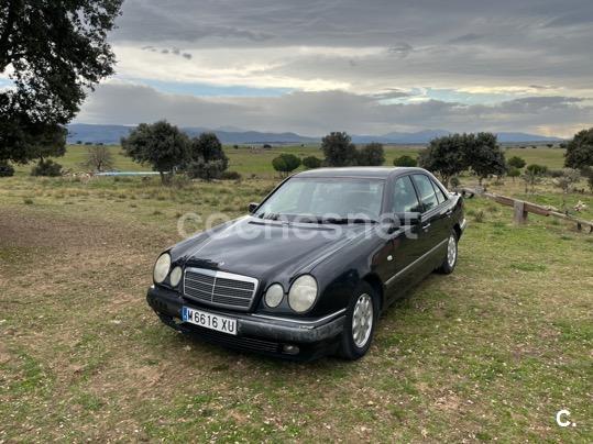 MERCEDES-BENZ Clase E