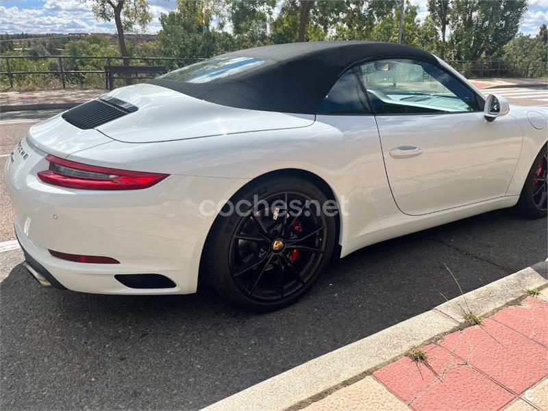 PORSCHE 911 Carrera Cabriolet