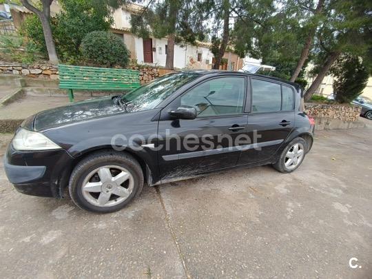 RENAULT Megane