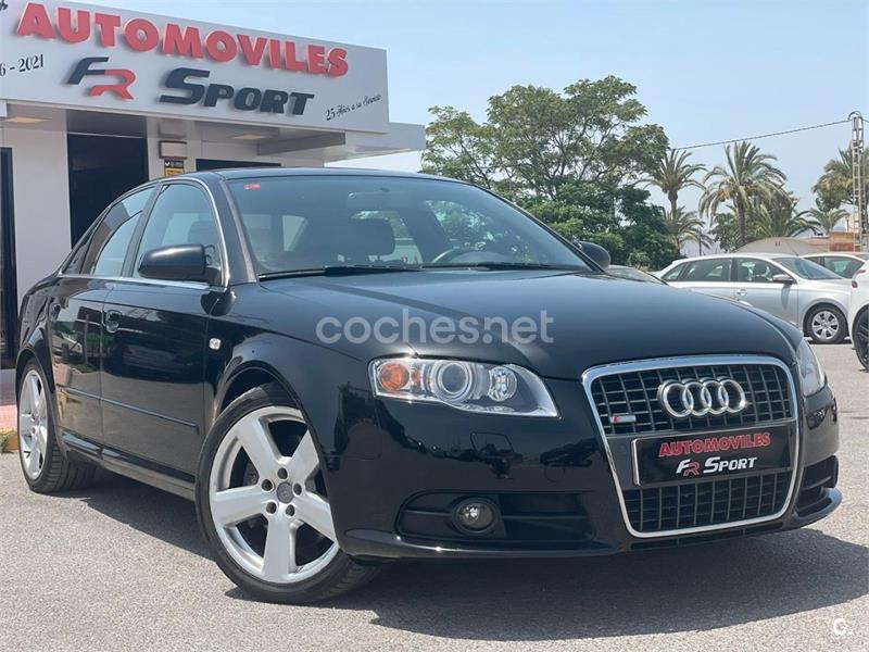 AUDI A4 2.0 T FSI quattro tiptronic