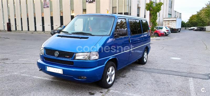 VOLKSWAGEN Multivan 2.5TDI Tiptronic