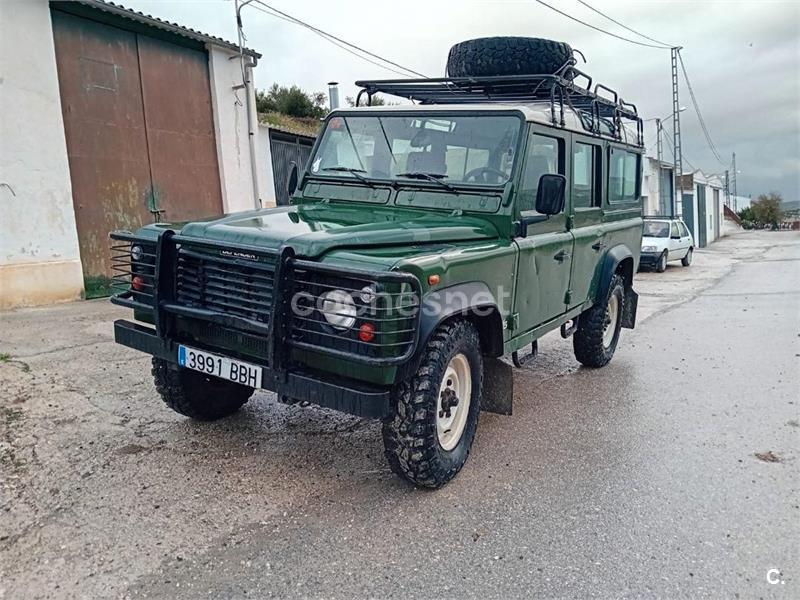 LAND-ROVER Defender