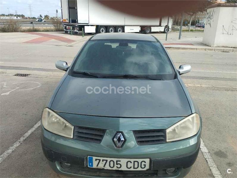 RENAULT Megane