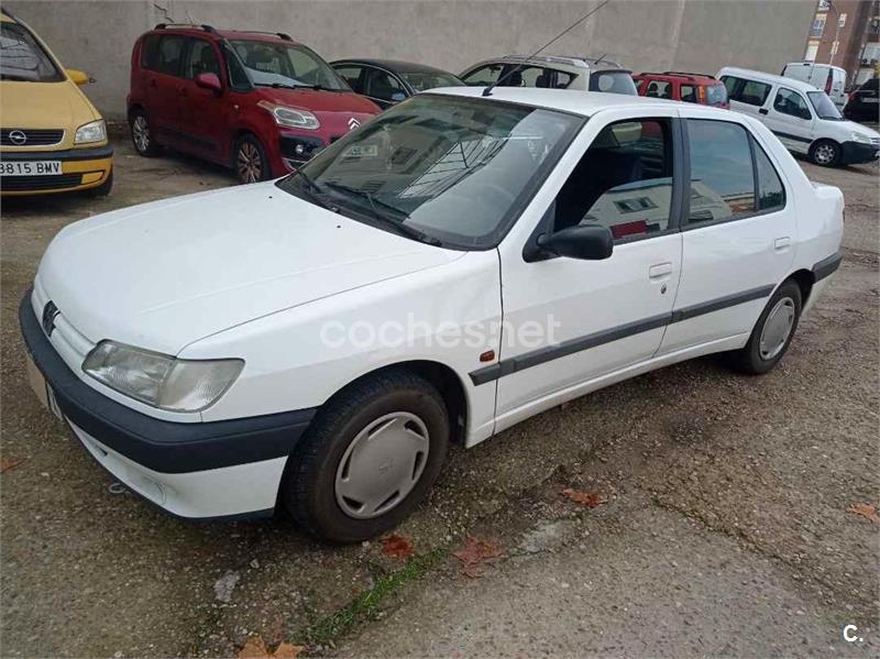 PEUGEOT 306