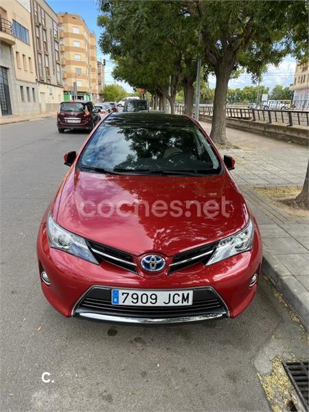 TOYOTA Auris 1.8 140H Hybrid Active