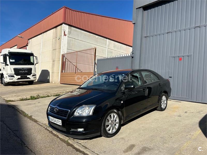 TOYOTA Avensis 1.8 VVTI SOL