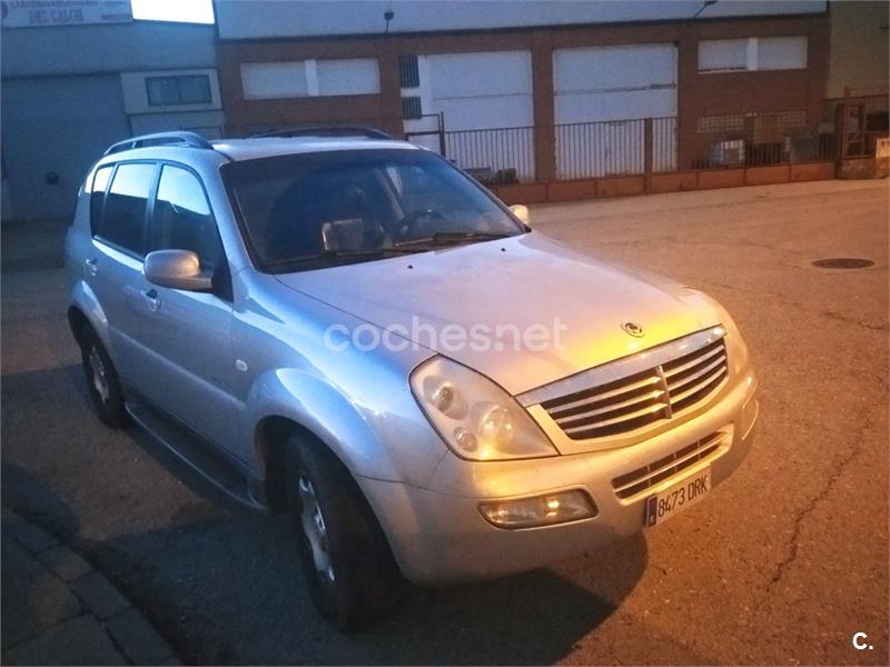 SSANGYONG Rexton 270 Xdi FULL