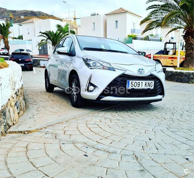 TOYOTA Yaris 1.5 Hybrid Active