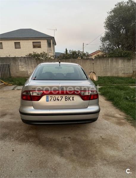 SEAT Toledo 2.3 V5 Executive