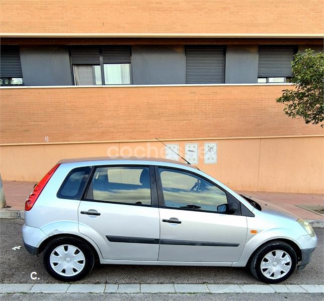 FORD Fiesta 1.4 TDCi Futura Durashift EST