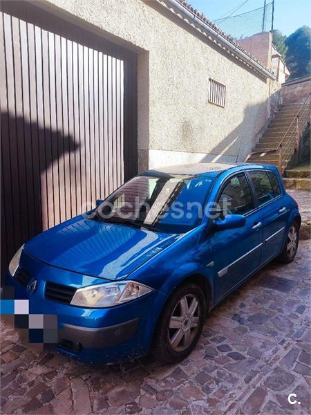 RENAULT Megane